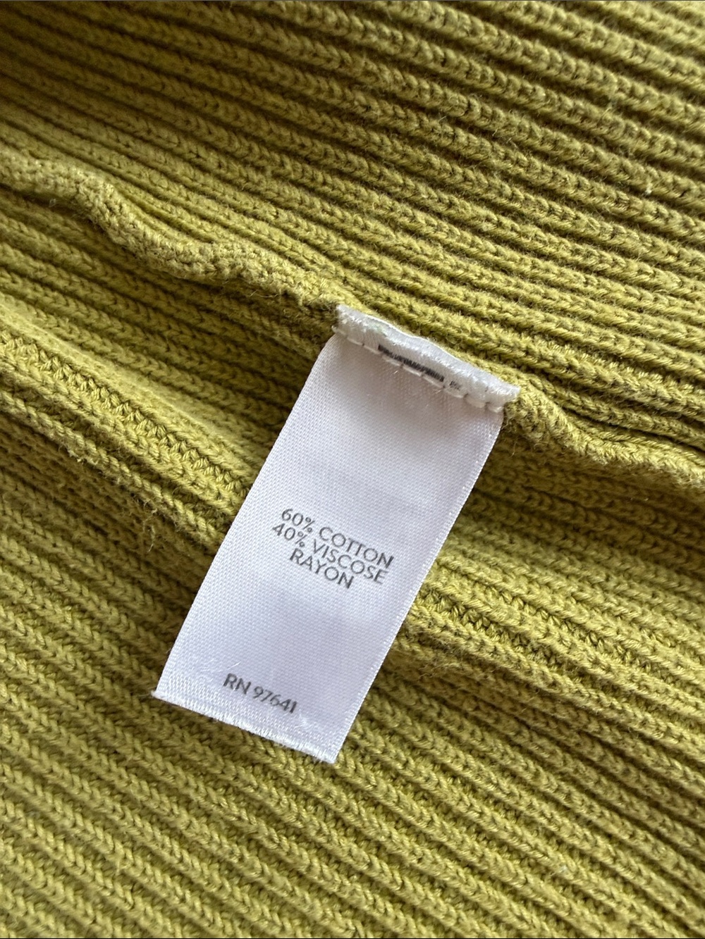 Two cozy sweaters bundle - Picture 4 of 7